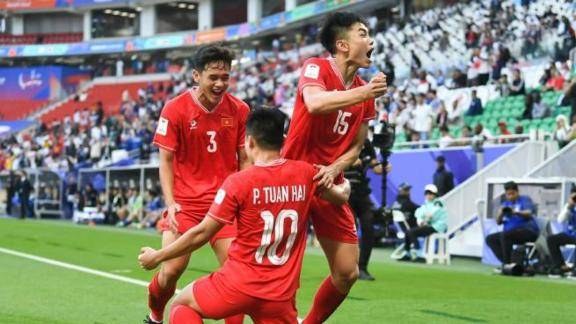  01月14日 亞洲杯D組第1輪 日本vs越南 全場錄像