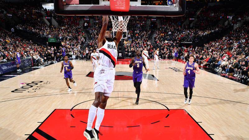 11月04日NBA常規(guī)賽 湖人 - 開拓者 全場(chǎng)錄像