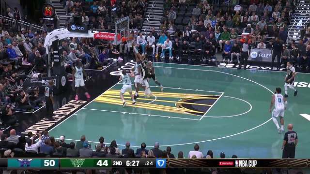 ??NBA杯-雄鹿擒黃蜂 庫茲馬29+10 字母25+18 克尼佩爾新高32分