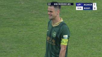 米特里策送出绝妙传中，，，，，，惋惜奥乌苏无人盯防时打飞了！