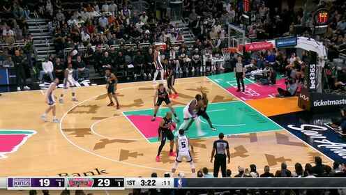 ??馬刺輕取國王 文班28+15+6+4帽 卡斯爾18+8 德羅贊20+5