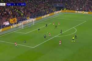 不想踢了？尤文禁區(qū)失誤送禮，奧斯梅恩助攻諾阿&middot;朗雙響