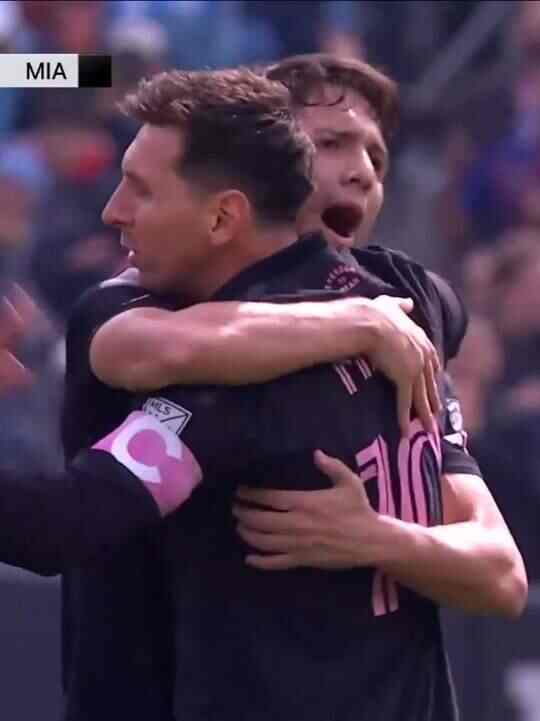  生涯第901球！梅西主罰任意球折射破門！紐約城門將反應不及！