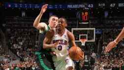 唯快不破！馬克西18投10中&罰球2中2得25分10板5助2斷 正負值+15