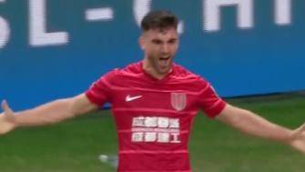   蓉城1-0领先！韦世豪助攻 古尔芬克尔破门