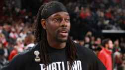 全隊(duì)最高！霍勒迪vs獨(dú)行俠拿到23分集錦