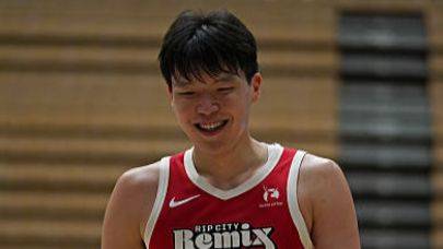 11中8高效！楊瀚森vs斯托克頓國王貢獻(xiàn)18+10+4集錦