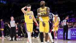 ??湖人大勝奇才 詹姆斯砍三雙 077禁賽&里夫斯低迷 海斯8中8