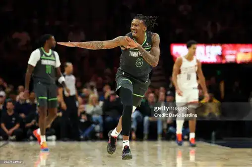 全場回放（連睿）