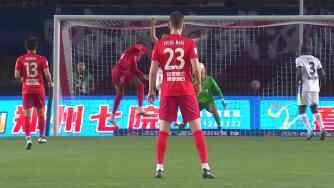  河南1-0領先！鐘義浩傳中 古斯塔沃頭球破門