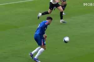  藍軍再下一城！桑托斯妙傳內托送助攻！若昂-佩德羅調整打門得手