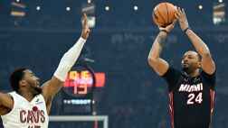 ??熱火力克騎士結束5連敗！熱巴17+10+7 多諾萬&middot;米切爾28+6