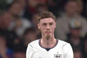  日本1-0攻破英格蘭！帕爾默被斷球！日本行云流水反擊三苫薰破門