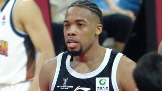 🏀香港金牛淘汰四川 阿诺斯克22分 巴尔文17+7 李金效17分