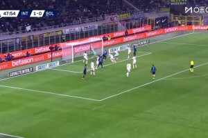 國(guó)米2-0博洛尼亞！恰爾汗奧盧開(kāi)出角球，勞塔羅搶點(diǎn)頭球破門(mén)
