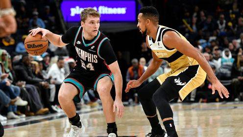 🏀奇才20分逆转灰熊 乔治28+7 JJJ犯满 阿尔达马空砍新高37+10