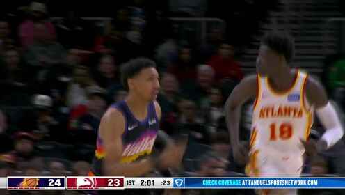 ??老鷹三人20+終結(jié)太陽(yáng)3連勝 約翰遜23+18+9 布克31分&格林傷退