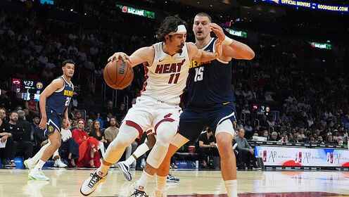 能攻善傳！哈克斯替補(bǔ)11中8高效貢獻(xiàn)20分11助 正負(fù)值+2