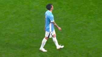 新賽季首紅！韋林頓被姜至鵬打到面部，姜至鵬被VAR改判紅牌