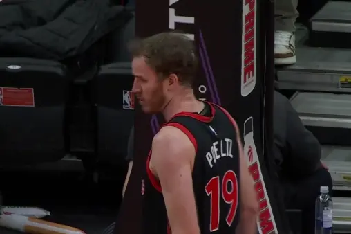 【全场回放】 猛龙vs奇才 (盛哲)