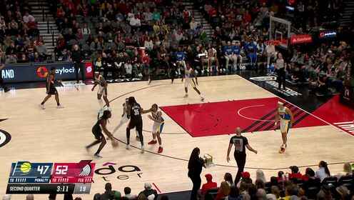 太準了！霍勒迪10中7&5記三分拿下21分3板3助1帽