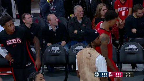 千变万化！祖巴茨罚球不中史密斯抢板 结果肘到邓恩被罚下