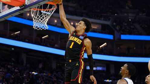 持球大核！杰倫&middot;約翰遜16中9拿下23分11板6助1斷2帽 上半場17分