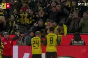 拜仁國家德比落后！斯文松助攻，施特洛貝克頭球破門