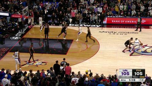 ?王冠戴起來了！詹姆斯關(guān)鍵時(shí)刻連續(xù)強(qiáng)投連砍10分收比賽！