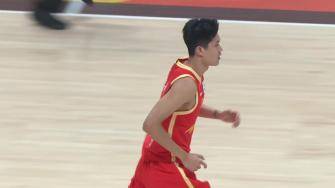 ?俱樂部杯-廣廈險(xiǎn)勝北京 胡金秋19+5 布朗18分 奧莫特21分