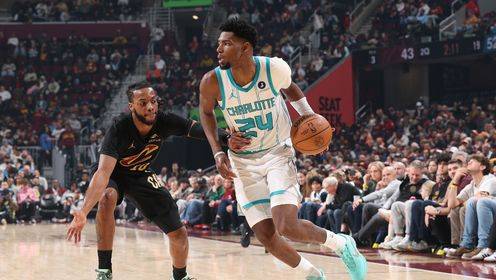 ??黃蜂加時力克騎士 克尼佩爾29分 米勒25+13+6 米切爾24中6