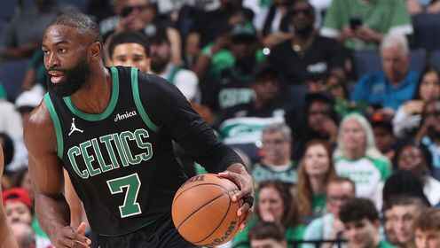 帶隊取勝！杰倫&middot;布朗23中10砍下30分6板6助全面數據