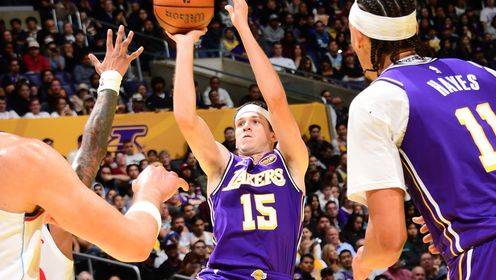 末节狂轰18分！里夫斯16中11拿下31分9板3助3断