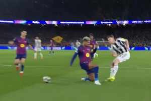 不太應(yīng)該！亞馬爾不看人腳后跟傳球被斷，伊蘭加破門