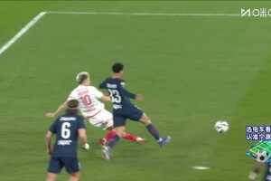 [进球视频] 后防梦游！戈洛文跟进倒地抢射破门！大巴黎0-2落后摩纳哥！