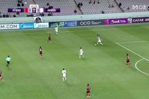  你的林皇??林加德與蓉城球員萊切特起沖突