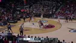  NBA骑士_NBA东决G4：尼克斯130-93骑士_一套连珠炮试问谁能招架尼克斯跨节狂轰20-0摧枯拉朽打懵骑士