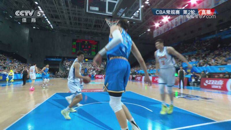 轻松又高效！周琦22分钟9中7砍下15分9板 正负值高达+35！