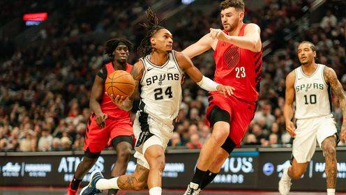 🏀马刺淘汰开拓者 福克斯37+6+8 阿夫迪亚37+6+8 小杨1分钟1板