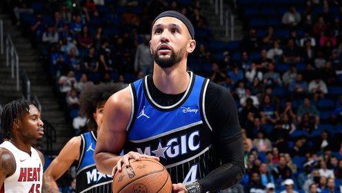 能攻能防！萨格斯13中7&三分8中3拿到20分3板4助2断