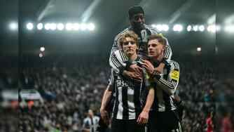 卡里克上任首敗！曼聯1-2遭十人紐卡絕殺 卡塞米羅破門B費送點