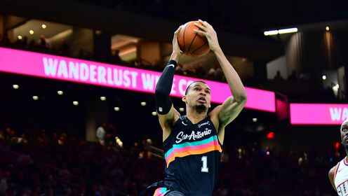 攻防一體！文班亞馬24分鐘15投7中輕取17分11板4助5帽