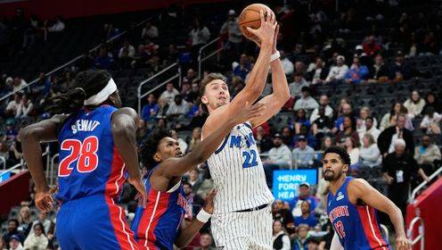 小瓦格納vs活塞全場(chǎng)貢獻(xiàn)22分7板集錦