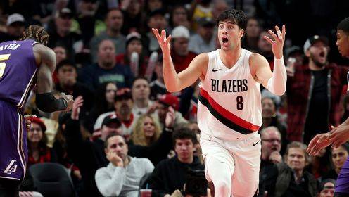 無奈空砍！阿夫迪亞20中10得到33分6板2助1斷1帽 罰球11中10