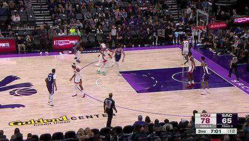 威少再遇大哥砍21分13板4助2斷 三分12中5&第四節追平三分立功