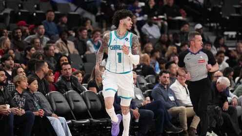 鮑爾vs快船全場得到25分9板5助集錦