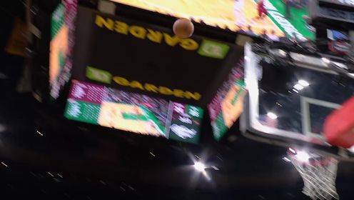 ??綠軍終結(jié)騎士3連勝 布朗30+5 豪澤7記三分 米切爾下半場(chǎng)0分