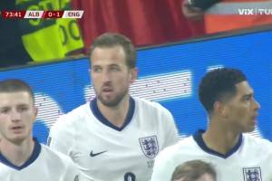 還得是你！凱恩中路搶點破僵，阿爾巴尼亞球員頭球烏龍助攻