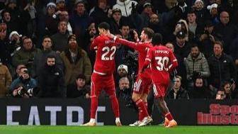  英超-伊萨克破门+伤退维尔茨英超首助 利物浦2-1九人热刺