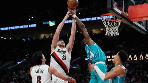 ??黃蜂19分逆轉(zhuǎn)開拓者止連敗 楊瀚森下放 格蘭特24分 米勒23+9